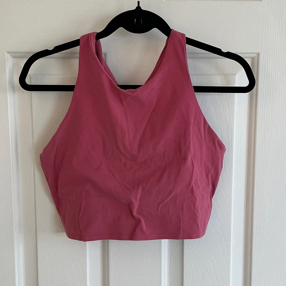 Athleta Conscious Crop